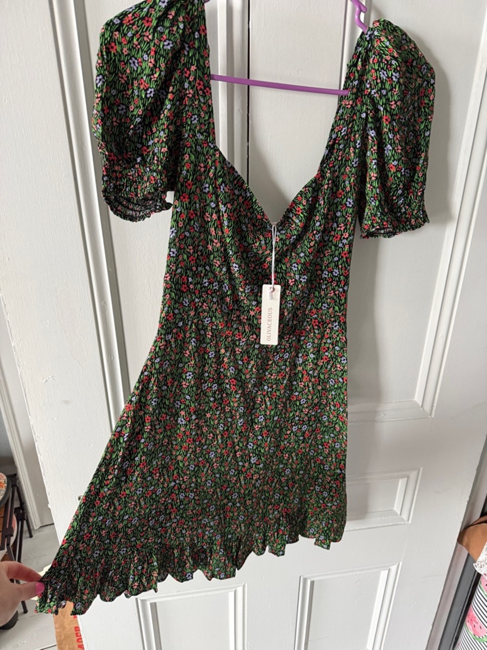 Floral Puff-Sleeve Mini Dress in Green